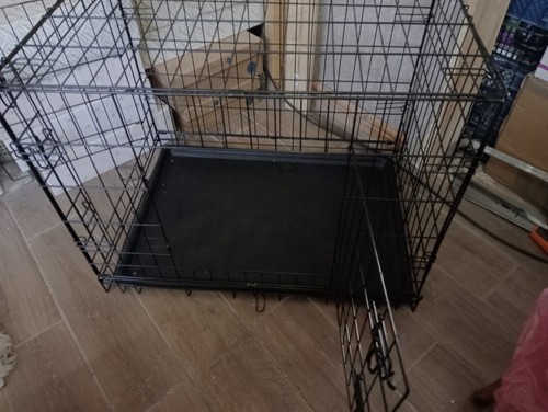 Double door dog crate - door,