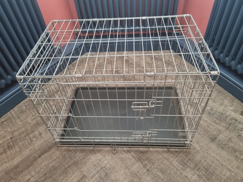 Small dog puppy - /puppy, crate